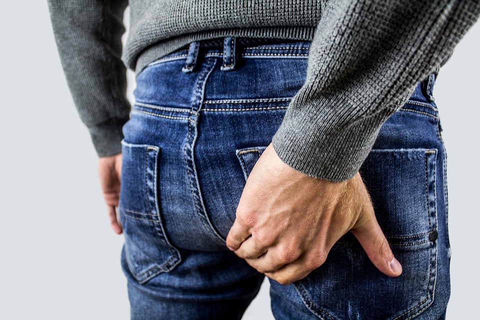 Best Essential Oils for Hemorrhoids